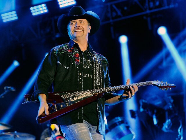 NASHVILLE, TENNESSEE - JANUARY 28: John Rich of the band Big and Rich performs at the Bridgestone Winter Park Honda Stage at IntelliCentrics Outdoor Concert Series on January 28, 2016 in Nashville, Tennessee. (Photo by Frederick Breedon IV/Getty Images)