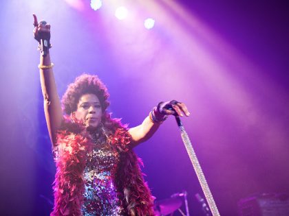 Singer Macy Gray Pushes Back Against ‘Transphobic’ Accusations: ‘I Don’t Know What It Means to Be a Trans Woman’