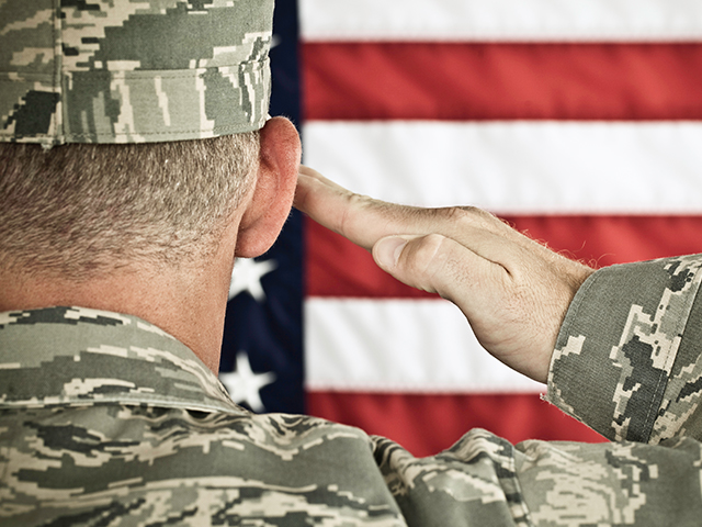 Michigan Guardsman Surprises His Children After Returning from Kuwait - Vimarsana News