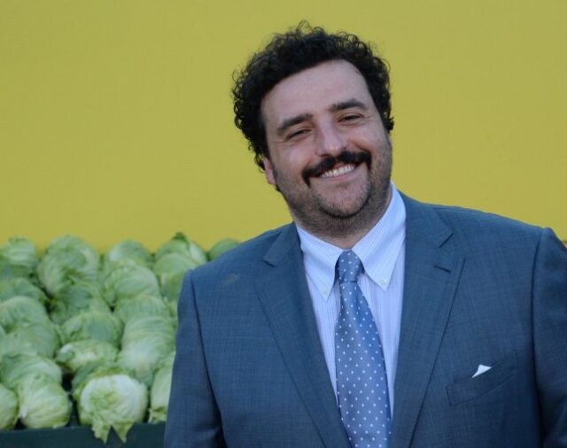 David Krumholtz reprising elf role in 'Santa Clauses'