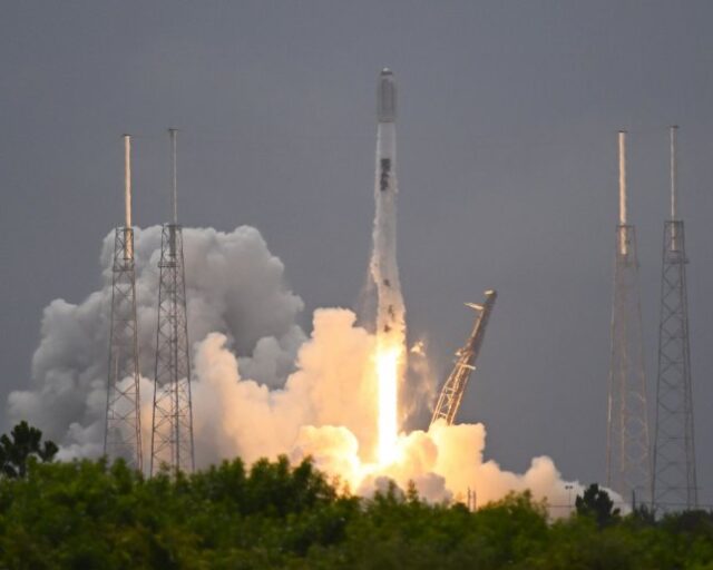 SpaceX attempts to beat 2021 launch record