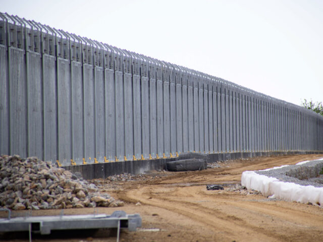 Greece to Extend Turkish Border Wall Across Across Entire Frontier - Vimarsana News
