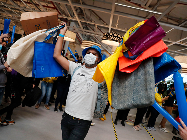 Thousands of Coronavirus-Weary Chileans Mob South America's First-Ever Ikea on Opening - Vimarsana News