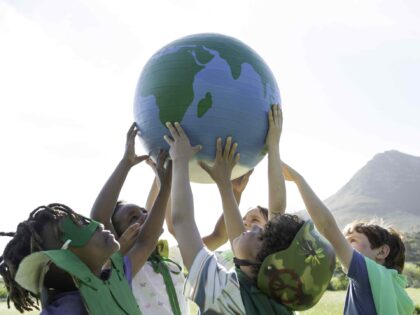 Green planet earth kids (Getty)