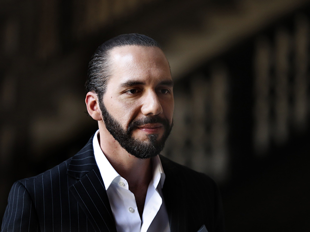 El Salvador's President Nayib Bukele speaks to the press at Mexico's National Palace after meeting with the President Andres Manuel Lopez Obrador in Mexico City, March 12, 2019. El Salvador’s president has threatened Tuesday, April 6, 2022, that he will cut off food for imprisoned members of street gangs if …