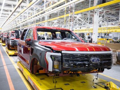 ford-electric-assembly-line-getty