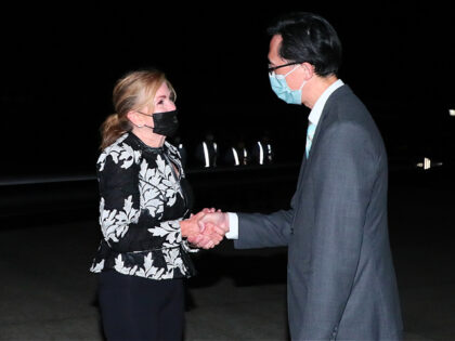 Sen. Marsha Blackburn (R-TN) is greeted upon landing in Taiwan, August 2022. (Photo Courte