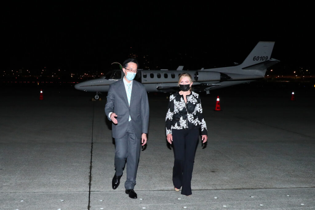 Sen. Marsha Blackburn is greeted upon landing in Tawian, August 2022. (Photo Courtesy of Sen. Marsha Blackburn)