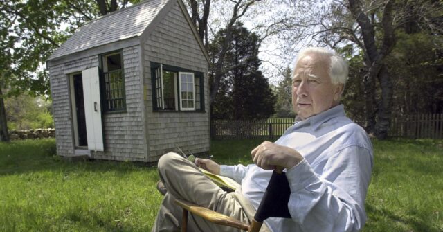 David McCullough, Pulitzer-winning historian, dies at 89 - Vimarsana News