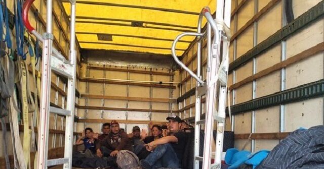 Ten Migrants Found Locked in Moving Truck in Texas near Border - Vimarsana News
