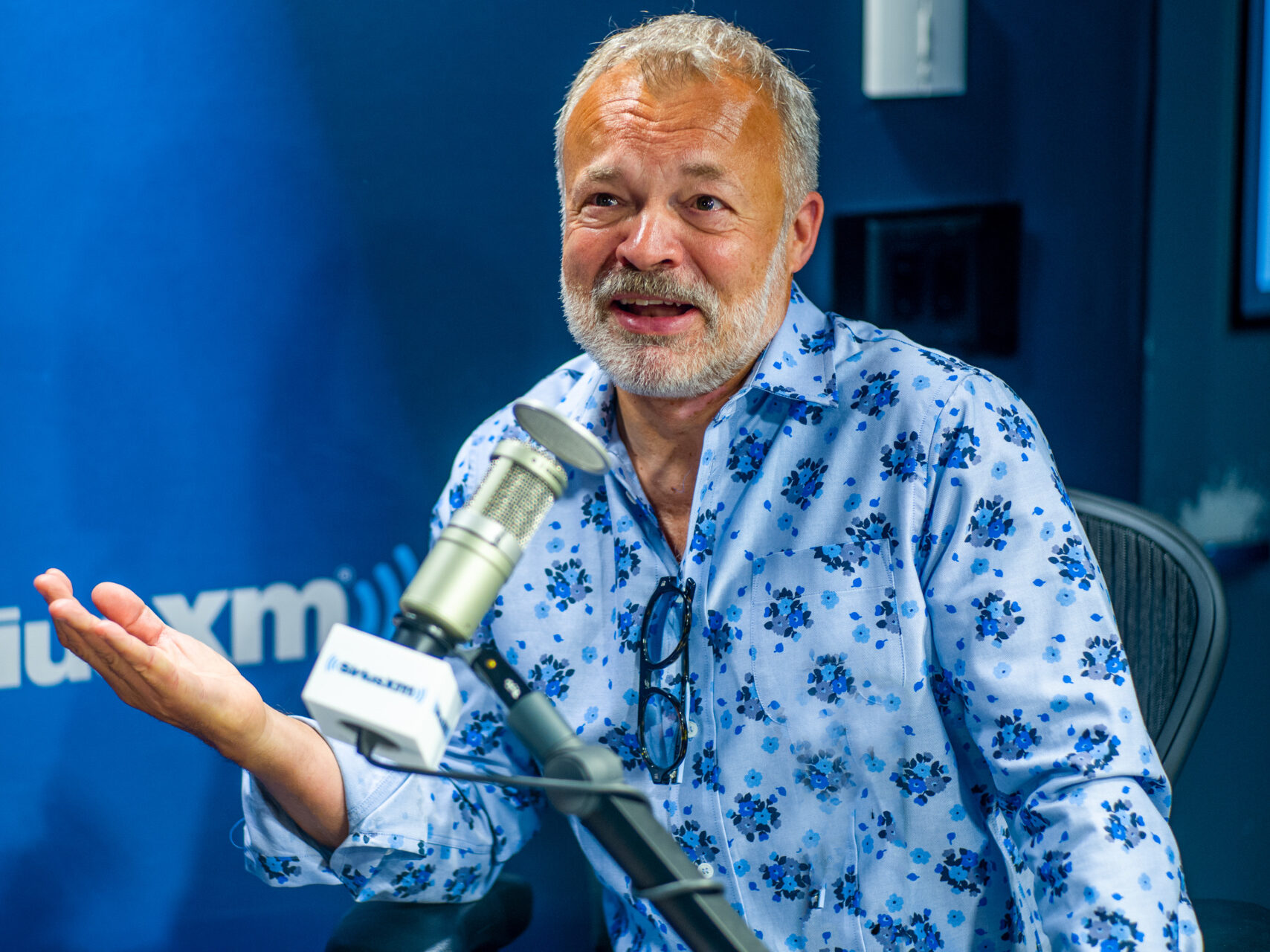 BBC Star Admits He Pursues a 'Liberal Agenda' with Late Night Talk Show - Vimarsana News