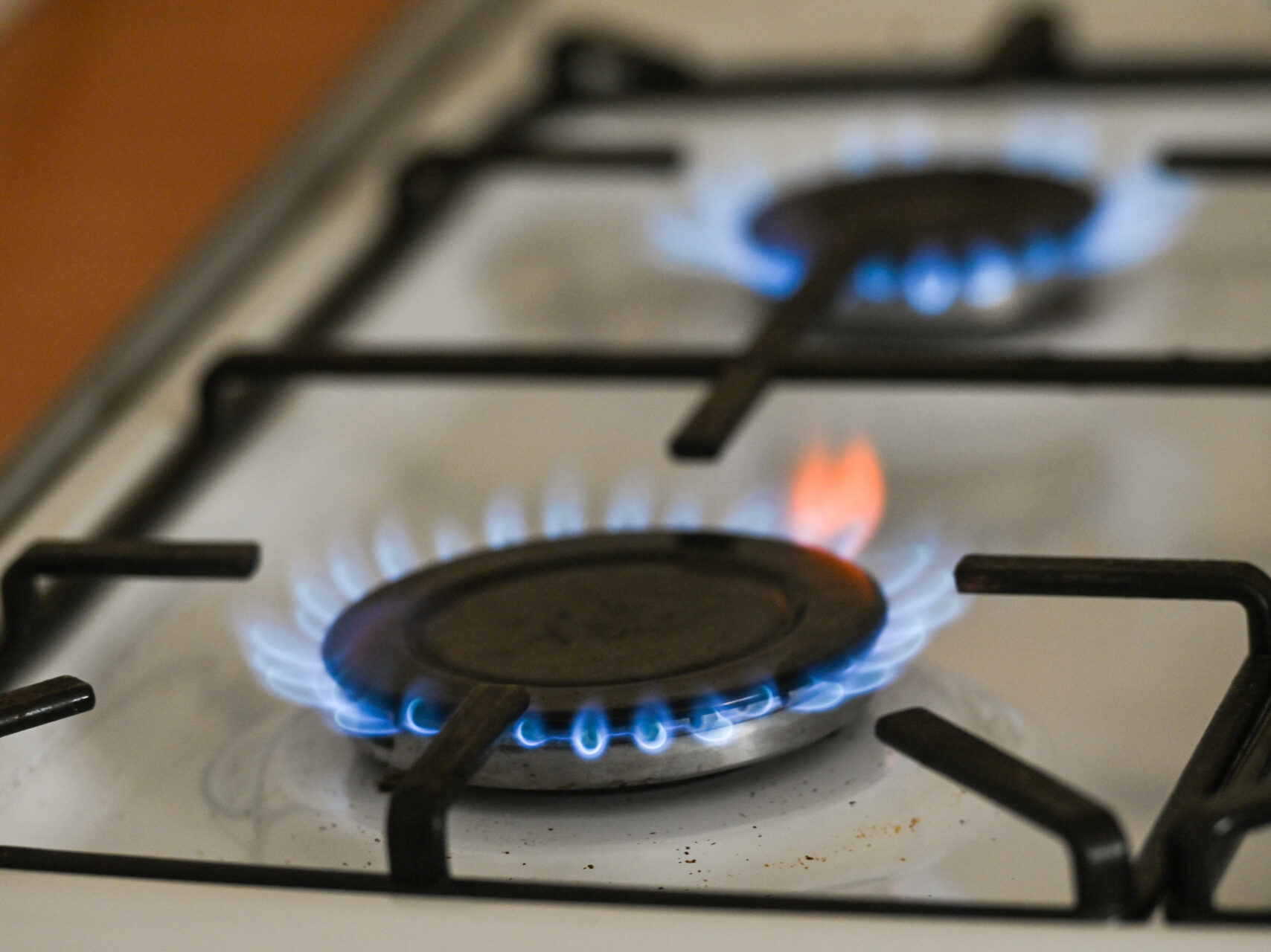 Gas Price Spikes by 35 Per Cent After Russia Cuts Pipeline to EU - Vimarsana News