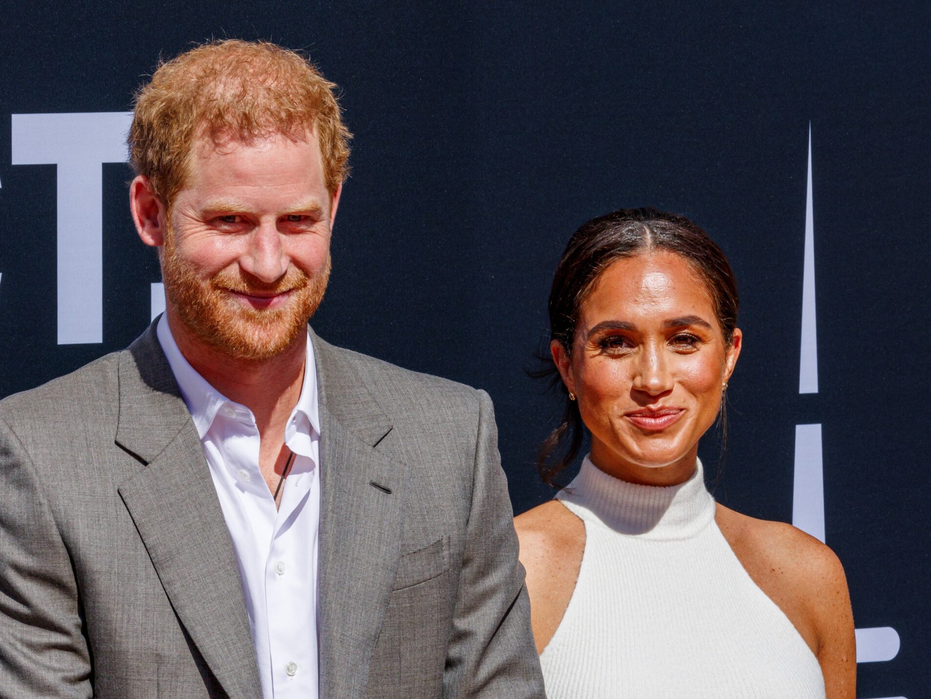 Meghan and Harry Travel to Scotland to Meet Ailing Queen - Vimarsana News