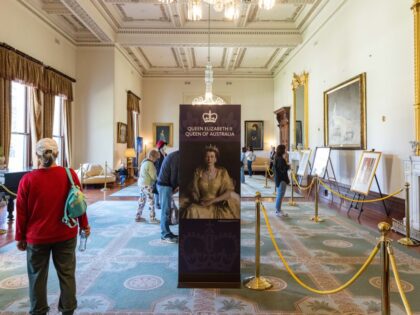 MELBOURNE, AUSTRALIA - SEPTEMBER 22: Visitors view a tribute to Queen Elizabeth II in Government House in Kings Domain on September 22, 2022 in Melbourne, Australia. Australians have a on off public holiday today to mark a national day of mourning for Her Majesty Queen Elizabeth II. Queen Elizabeth II …