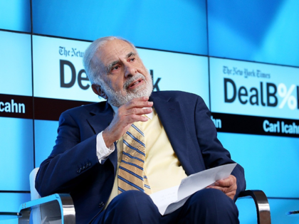 Chairman of Icahn Enterprises Carl Icahn participates in a panel discussion at the New York Times 2015 DealBook Conference at the Whitney Museum of American Art on November 3, 2015 in New York City. (Photo by Neilson Barnard/Getty Images for New York Times)