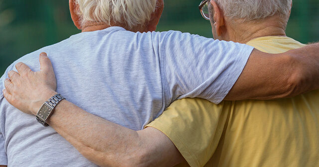 PHOTO: Brothers Separated in 1945 Reportedly Meet Again