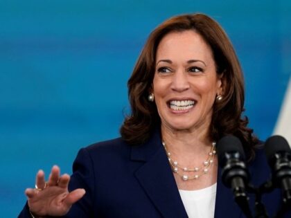 Kamala Harris: Government Will Pay College Students to Register Voters