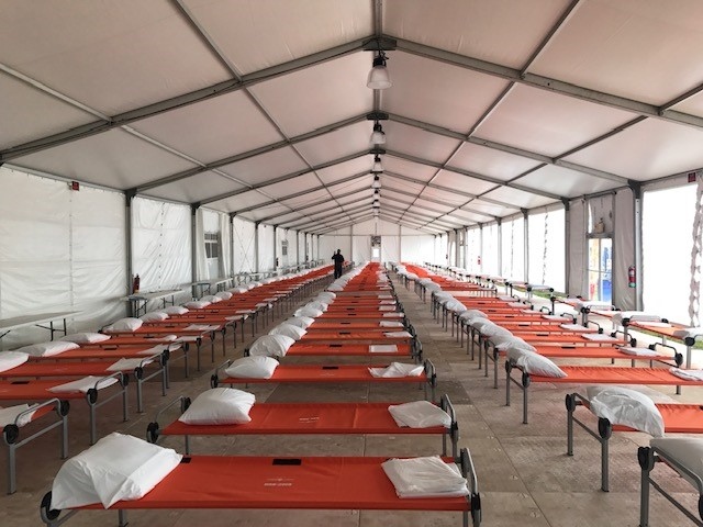 New York City to Pack Foreign Migrants into Tent Towns - Vimarsana News