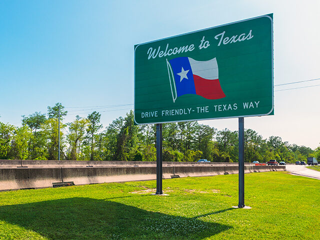 Welcome to Texas Sign in Orange, TX, USA near the state border with Louisiana.