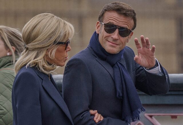 French President Emmanuel Macron caused a stir online after he was pictured looking unusua