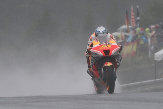 Heavy rain lashed the circuit at Motegi