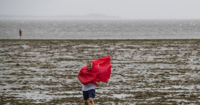 Floods trap many in Florida as Ian heads to South Carolina - Vimarsana News