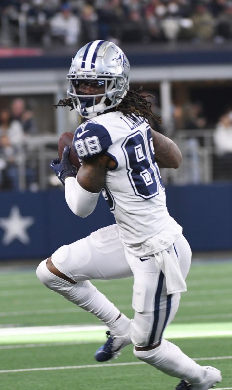 CeeDee Lamb's one-handed catch helps Cowboys beat Giants