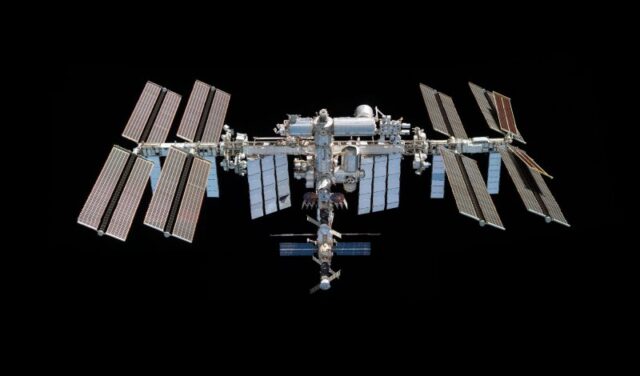 Space archaeologists's offer first consultancy firm for orbital habitats