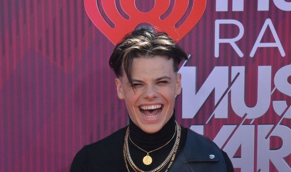 Yungblud Releases Yungblud Album Tissues Music Video Breitbart