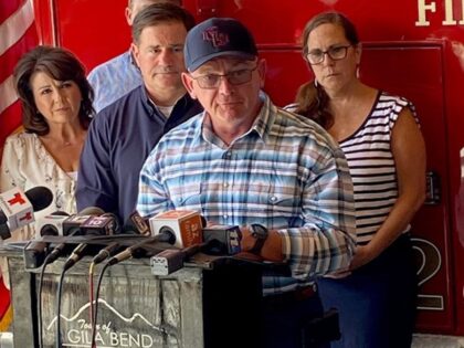 Mayor Riggs holds a news conference with Governor Ducey and state legislators in August after a deadly flash flood in Gila Bend. (azmag.gov)