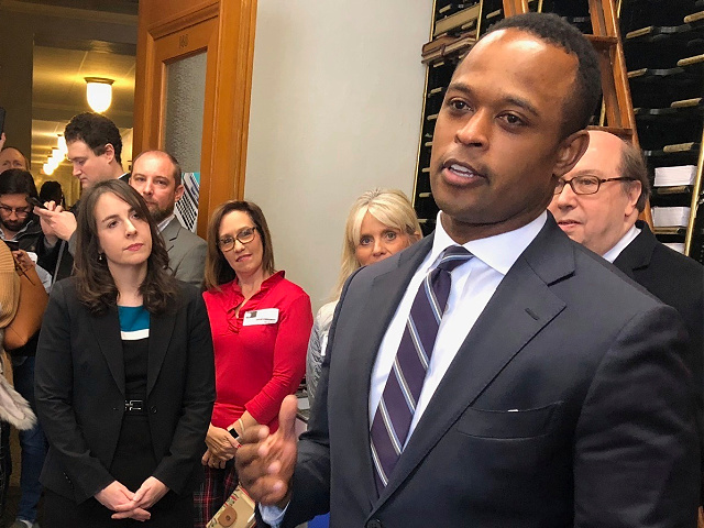 Kentucky Treasurer, Attorney General Demand that State Pensions Stay Clear of ESG Investments - Vimarsana News