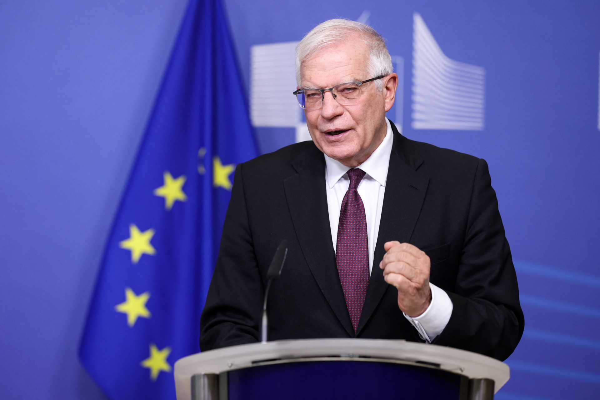Russian Army Will Be 'Annihilated' if Putin Uses Nukes, Says EU Chief - Vimarsana News