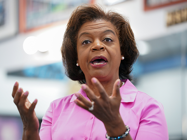 Report: North Carolina U.S. Candidate Cheri Beasley 'Wants to Eliminate Cash Bail' - Vimarsana News