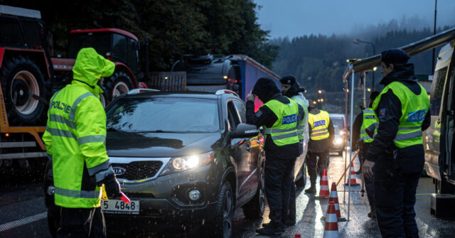 Czechs Call On EU Aid As Illegal Arrivals Up 1,200 Per Cent - Vimarsana News