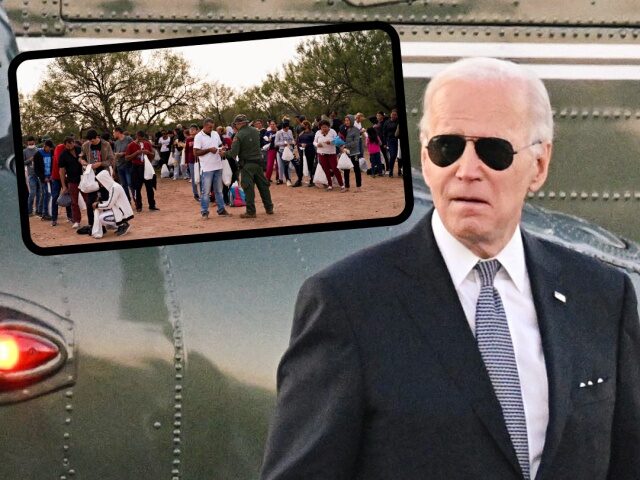 US President Joe Biden steps off Marine One upon arrival at Gordons Pond in Cape Henlopen State Park in Lewes, Delaware on October 21, 2022. - Biden is heading to his beach house in Rehoboth Beach, Delaware to spend the weekend. (Photo by Mandel NGAN / AFP) (Photo by MANDEL …