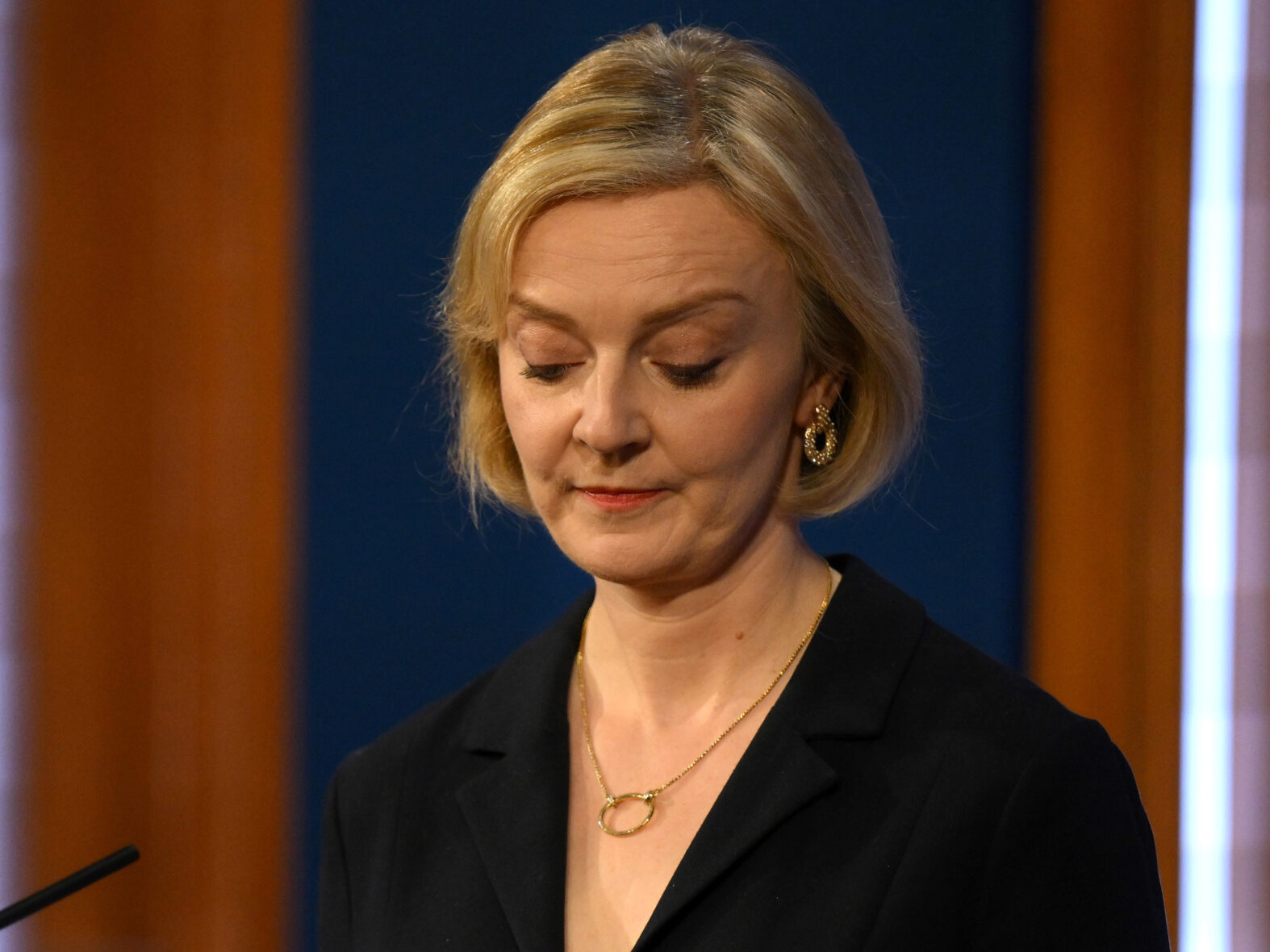 Investment Bank: Prime Minister Must Be Sacrificed to Appease the Market - Vimarsana News