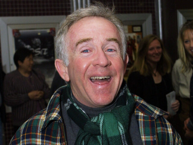 397786 02: Actor Leslie Jordan arrives at the premiere of Lost In The Pershing Point Hotel