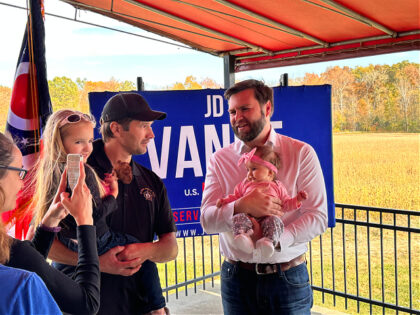 J.D. Vance campaigning in Mout Orab, Ohio, on October 22, 2022.