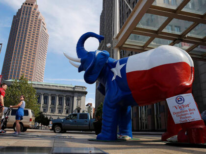 An elephant statue decorated with the state flag of Texas is seen amid preparations for the arrival of visitors and delegates for the Republican National Convention on July 17, 2016, in Cleveland, Ohio. / AFP / DOMINICK REUTER (Photo credit should read DOMINICK REUTER/AFP via Getty Images)