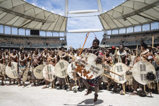 S.Africa crowns new Zulu king at mega party - Breitbart