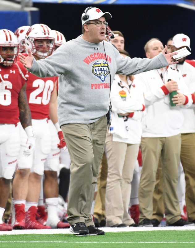 Wisconsin fires football coach Paul Chryst amid 2-3 start