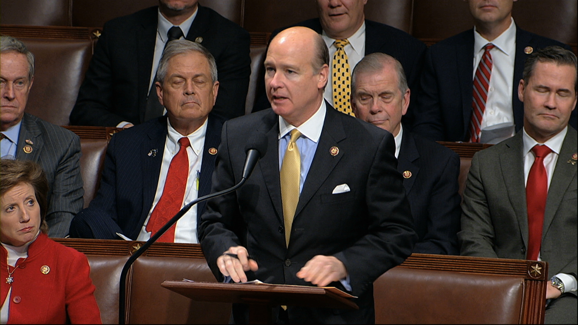 GOP Rep. Aderholt: 'Would Be Surprised' if Biden Is Willing to Work with a GOP-led Congress - Vimarsana News