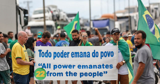 Pro-Bolsonaro Truckers Paralyze Brazil with Hundreds of Blockades Nationwide - Vimarsana News
