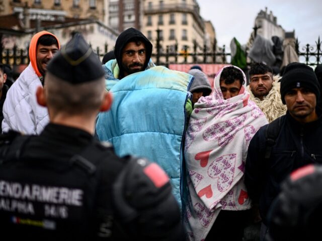 Nearly 8 in 10 French Believe Macron Govt Is Failing to Control Migration - Vimarsana News