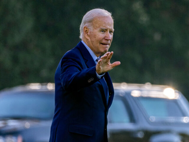 WASHINGTON, DC - NOVEMBER 03: U.S. President Joe Biden waves as he heads to Marine One on