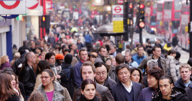 Net Migration Hits Record High of Half a Million Despite Brexit Promises