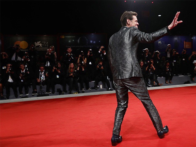 Alrighty Then: Jim Carrey Says He's 'Leaving Twitter' - Vimarsana News