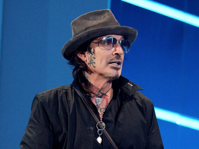 NEW YORK, NEW YORK - SEPTEMBER 12: Tommy Lee speaks onstage during the 2021 MTV Video Musi