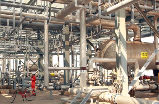 New Fortress Energy underperforms, but claims pole position for LNG