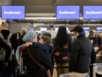 Flight Cancelations Piling up as Ice Storm Batters Texas